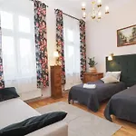 Apartment Stary *
