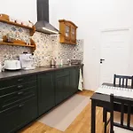 Apartment Stary